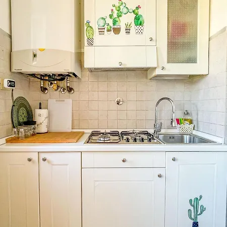 Galleria 16 公寓 *